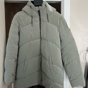DKNY Unisex Olive Green Puffer Jacket /L male, Women XL